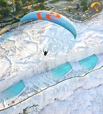 VUELO EN PARAPENTE EN PAMUKKALE